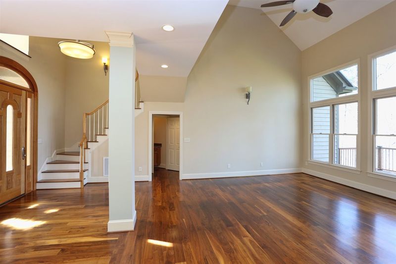115 Glen Ridge Dr, Chapel Hill, NC 27516