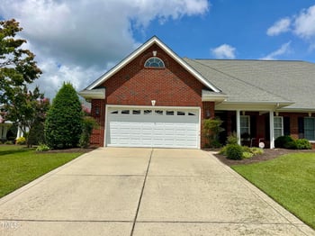 115 Glenfield Dr, Dunn, NC 28334