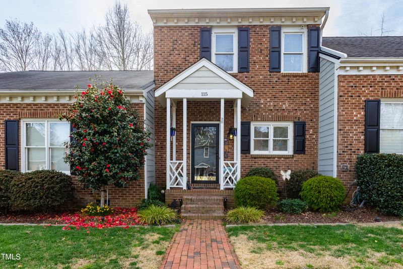 115 Granby Ct, Cary, NC 27511