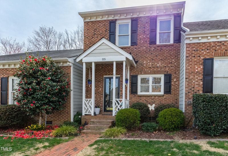 115 Granby Ct, Cary, NC 27511