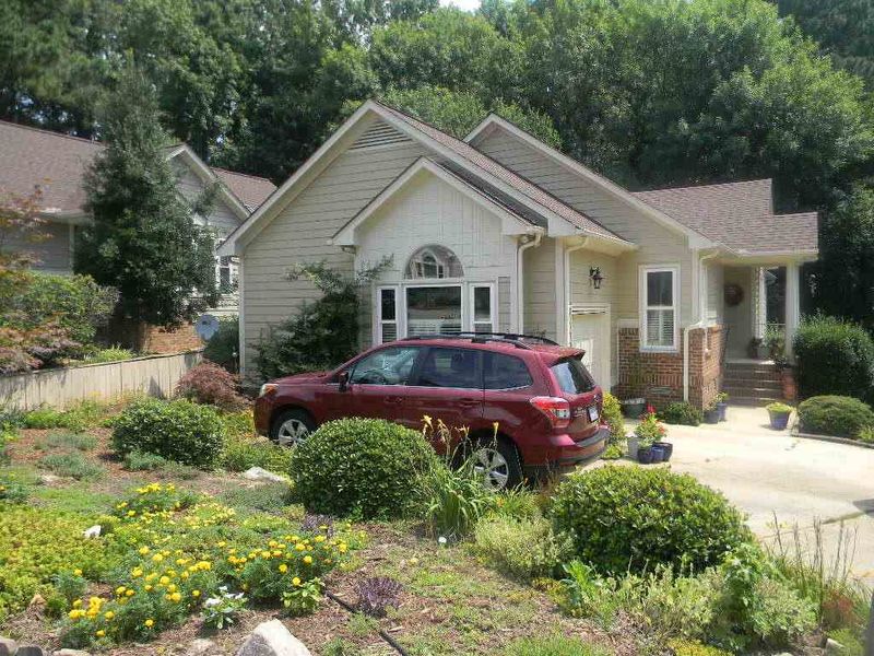 115 Hanover Pl, Cary, NC 27511