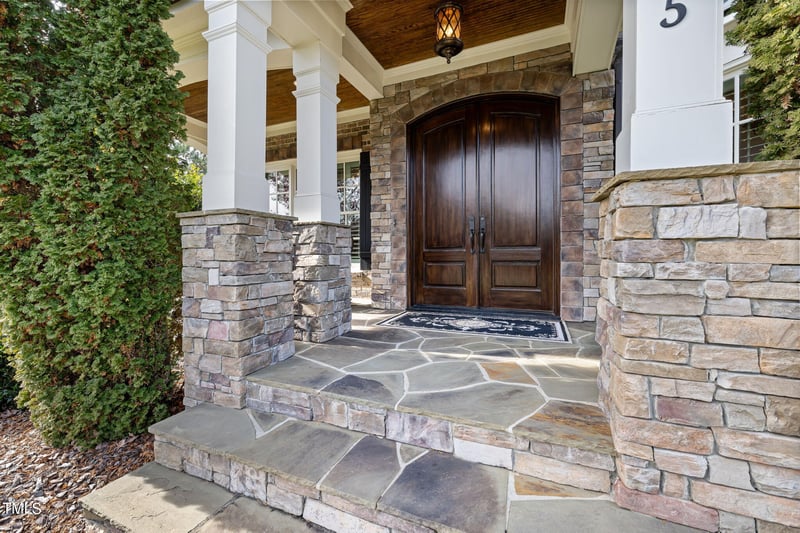 115 Highclere Ln, Cary, NC 27518