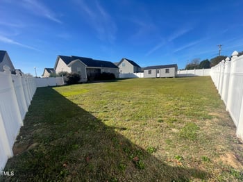 115 Hunterwood Pl, Benson, NC 27504