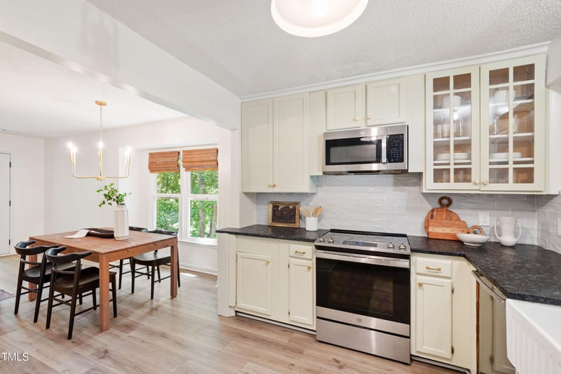 115 Inverness Ct, Cary, NC 27511