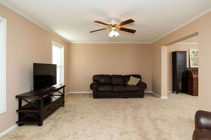 115 Irene Ct, Fuquay Varina, NC 27526