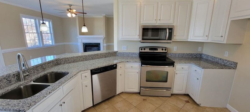 115 Kerrylane Dr, Angier, NC 27501