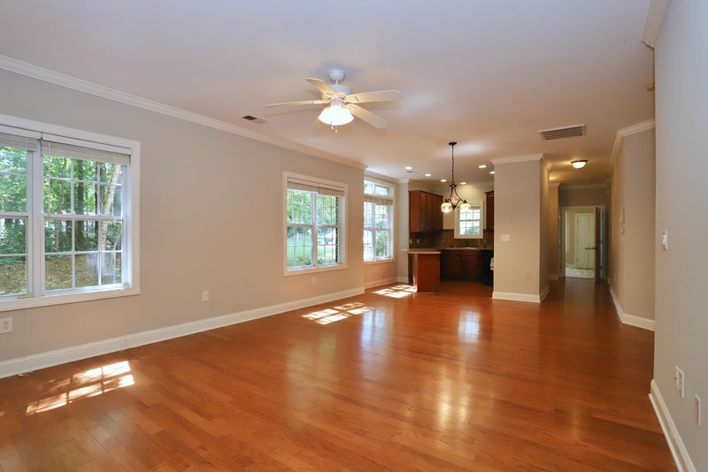 115 Kestrel Ct, Mebane, NC 27302