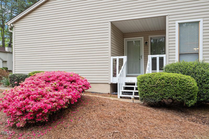 115 Lake Pine Dr, Cary, NC 27511