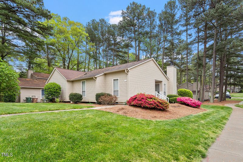 115 Lake Pine Dr, Cary, NC 27511