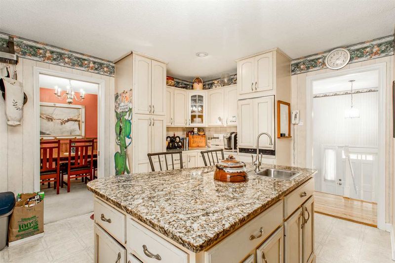 115 Lark Ln, Durham, NC 27712
