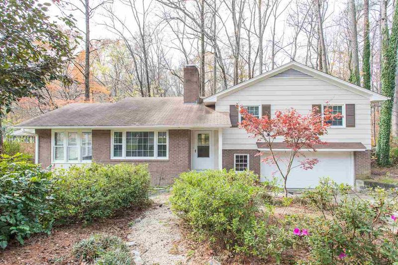 115 Lexington Dr, Chapel Hill, NC 27516