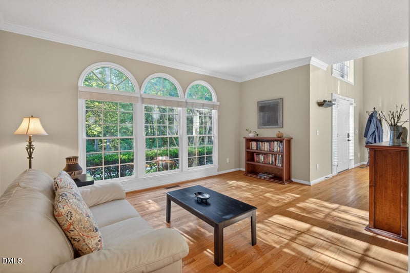 115 Lonebrook Dr, Chapel Hill, NC 27516
