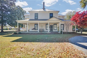 115 Magnolia St, Raeford, NC 28376