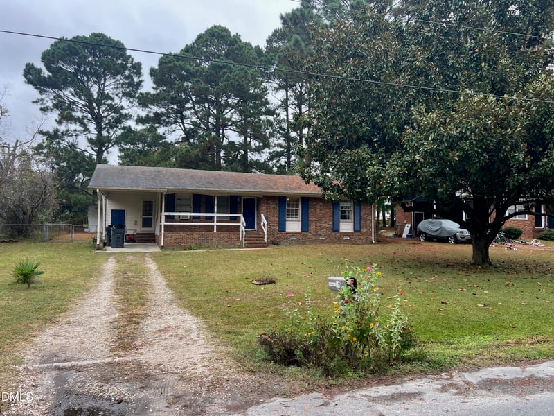 115 Mciver St, Zebulon, NC 27597