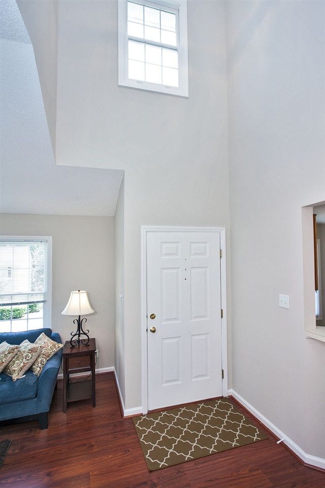 115 Mint Hill Dr, Cary, NC 27519