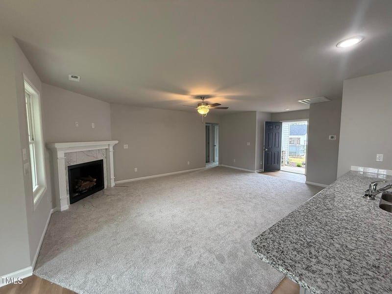 115 Oakfield Trace Dr, Four Oaks, NC 27524