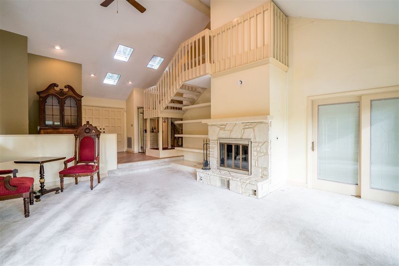 115 Overview Ln, Cary, NC 27511