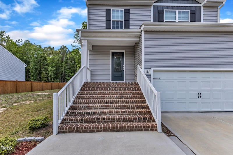 115 Parkers Gate Dr, Youngsville, NC 27596