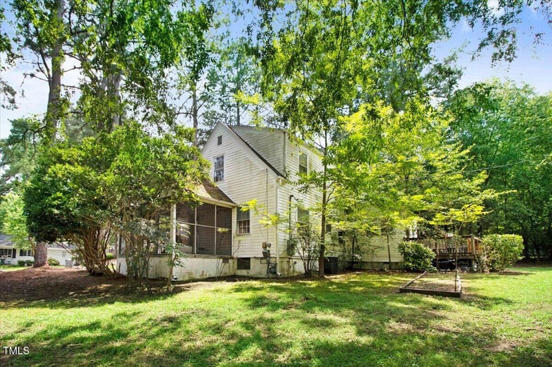 115 Person St, Louisburg, NC 27549