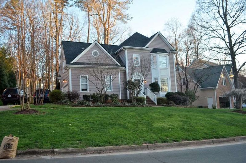 115 Piperwood Dr, Cary, NC 27518