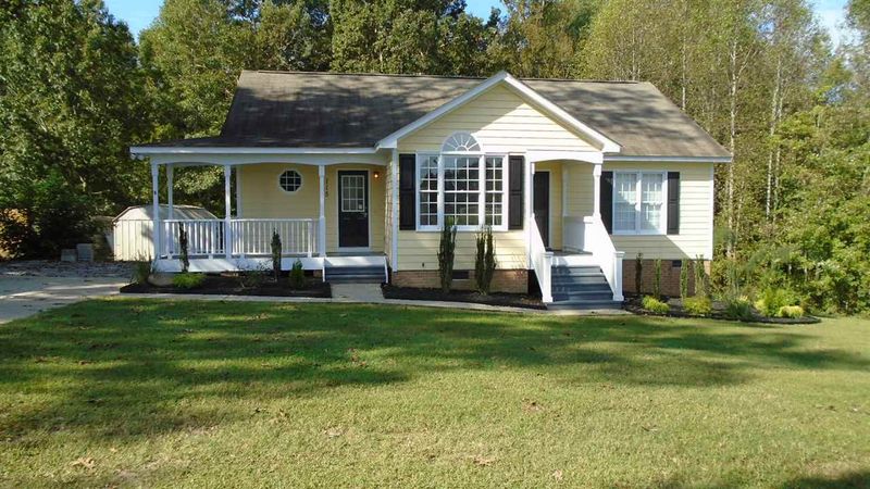 115 Preakness Dr, Clayton, NC 27527