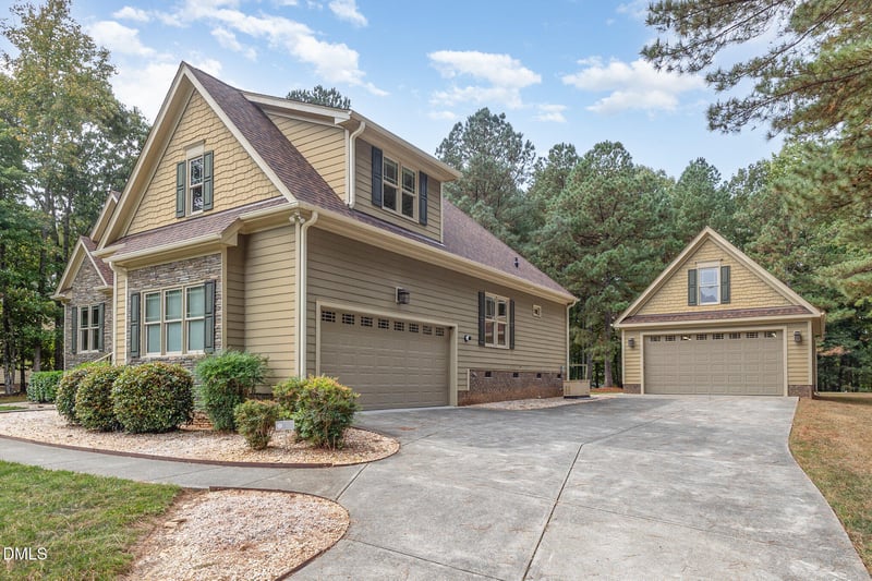 115 Princeton Manor Dr, Youngsville, NC 27596