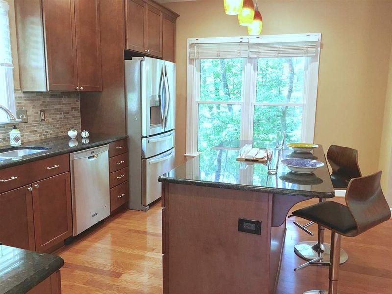 115 Ripley Ct, Cary, NC 27513