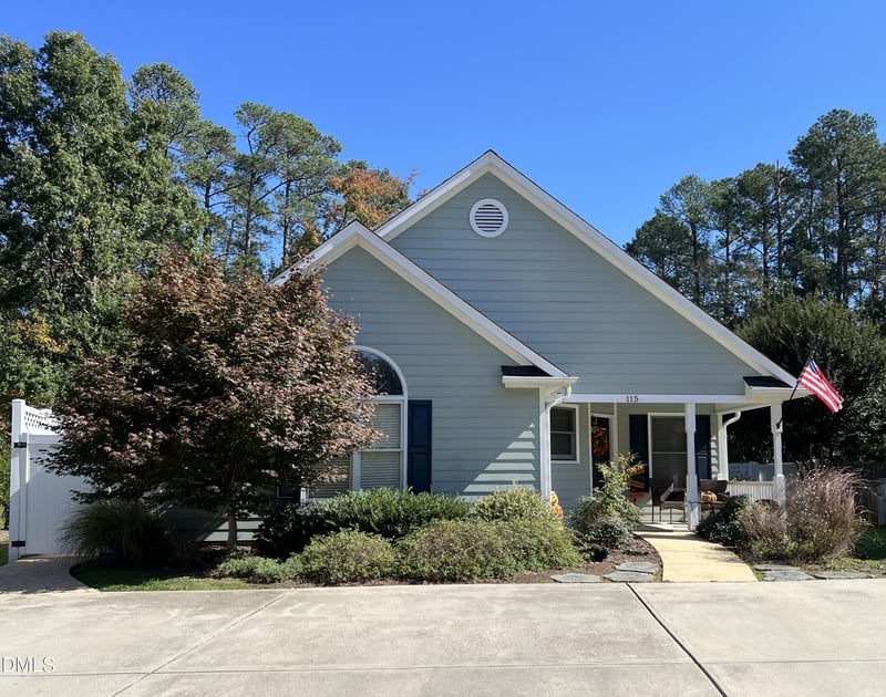 115 Romaine Ct, Cary, NC 27513