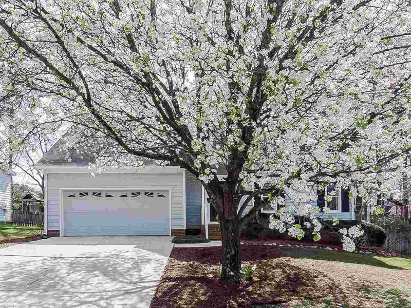 115 Sarabande Dr, Cary, NC 27513