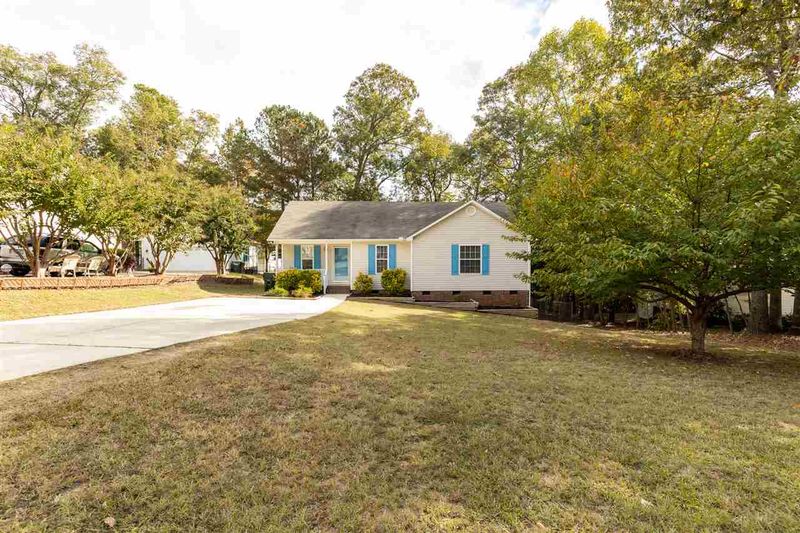 115 Ses Dr, Clayton, NC 27520