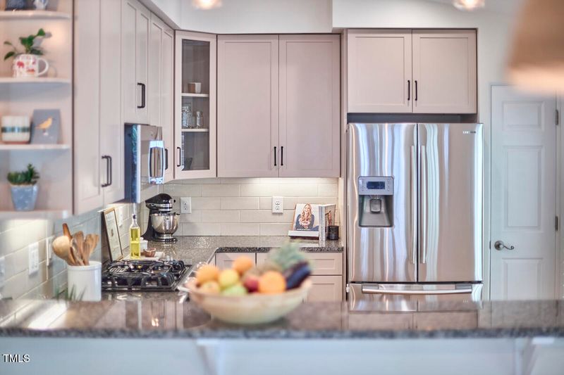 115 Standish Dr, Chapel Hill, NC 27517