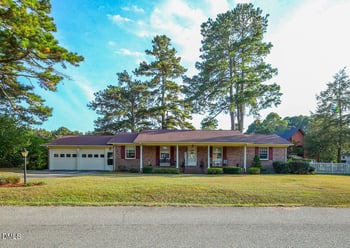115 Strickland Dr, Smithfield, NC 27577