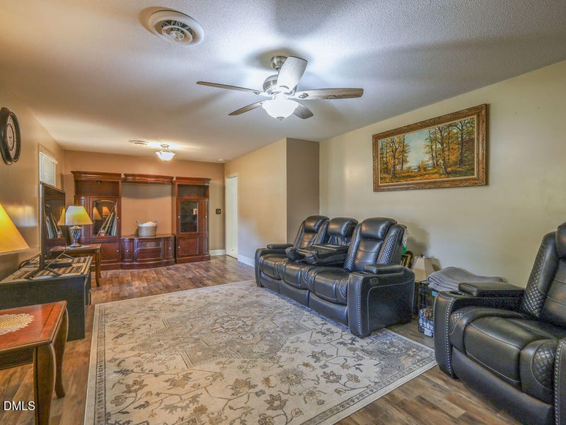 115 Strickland Dr, Smithfield, NC 27577