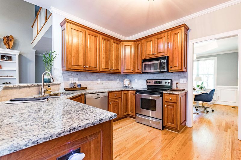 115 W Thicket Dr, Angier, NC 27501