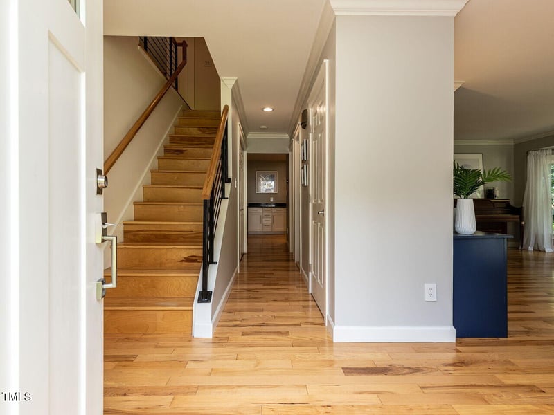 115 Trackers Rd, Cary, NC 27513