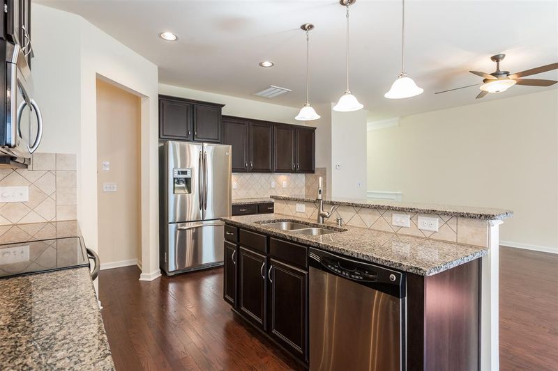 115 Vickery Hill Ct, Durham, NC 27703