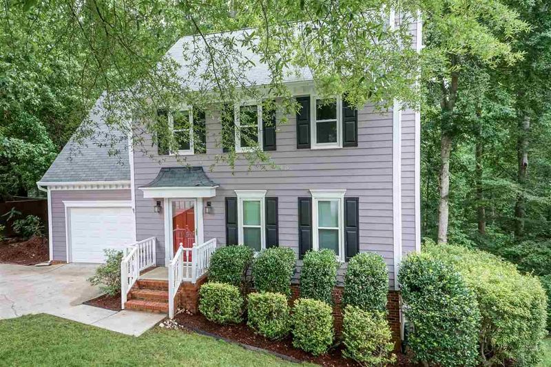 115 Waterfall Ct, Cary, NC 27513