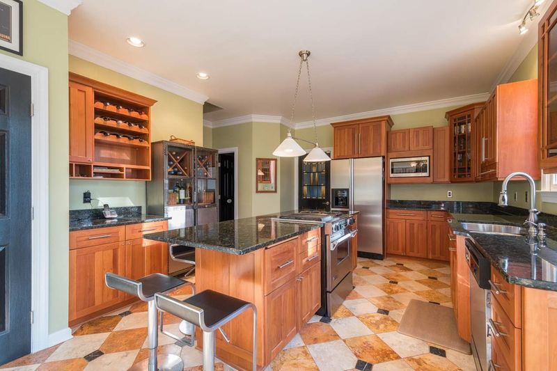 115 Wilander Dr, Cary, NC 27511