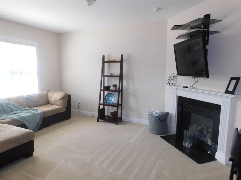 115 Windermere Dr #201, Durham, NC 27712