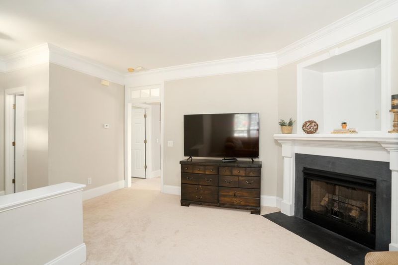 115 Windermere Dr #601, Durham, NC 27712