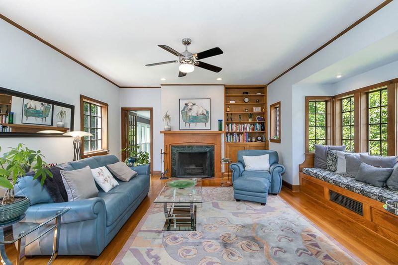 115 W Woodridge Dr, Durham, NC 27707