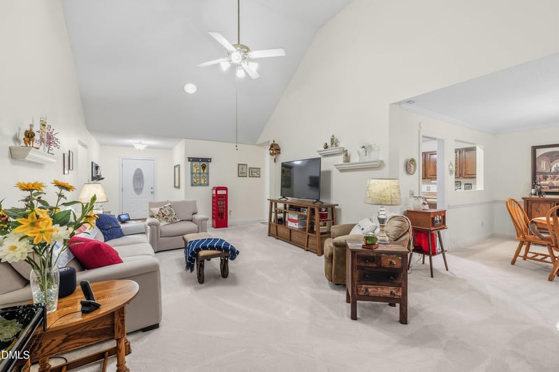 115 Woodruff Ct, Cary, NC 27518