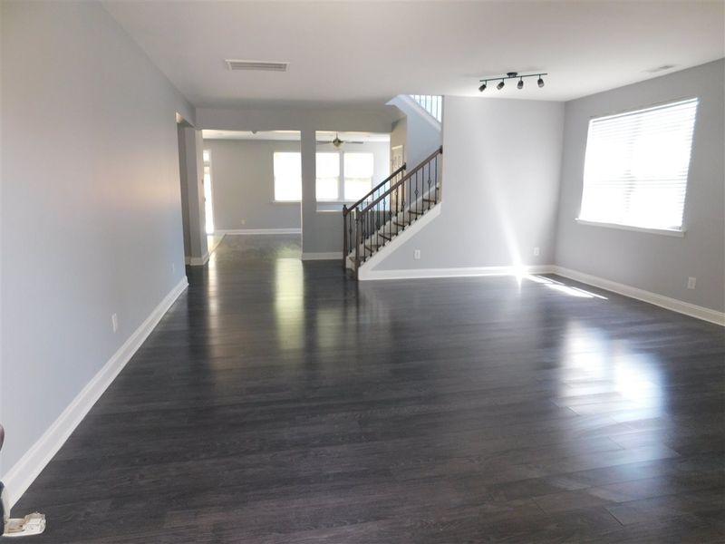 115 Woodtrellis Ct, Durham, NC 27703