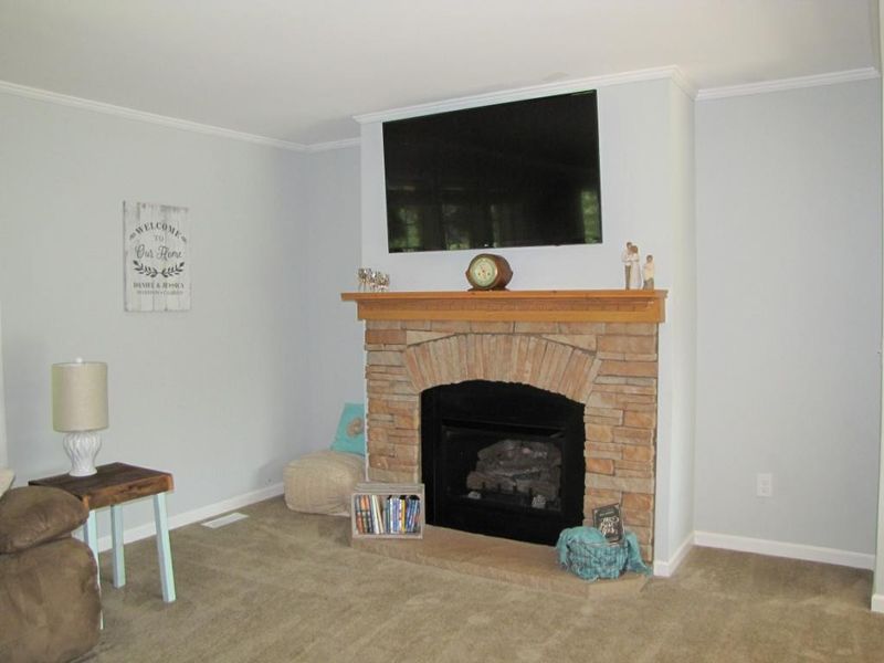 1150 Baker Farm Rd, Burlington, NC 27217