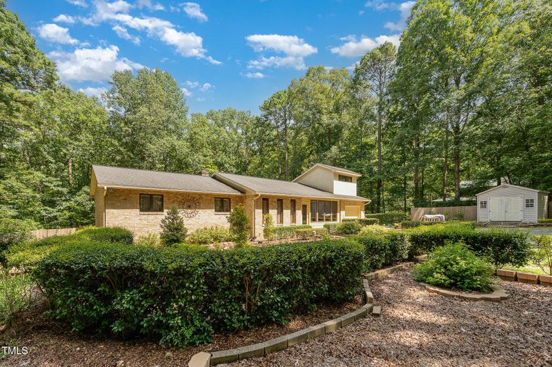 1150 Rollins Mill Rd, Holly Springs, NC 27540