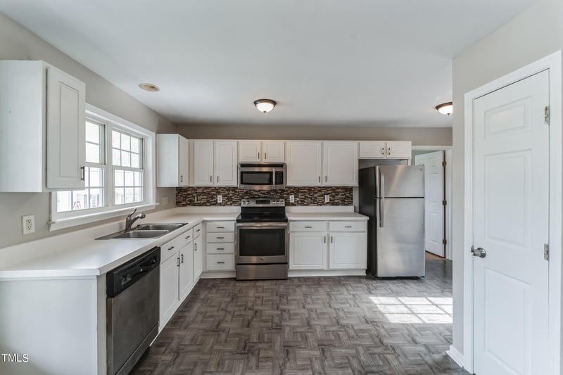 1150 Thelonious Dr, Raleigh, NC 27610