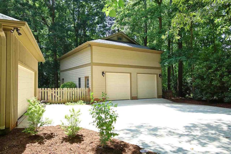 11509 Pacesferry Dr, Raleigh, NC 27614