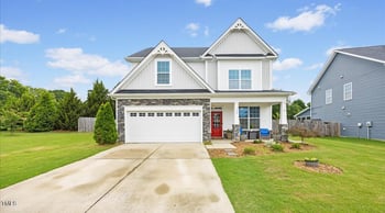 1152 Summer Meadow Dr, Fuquay Varina, NC 27526