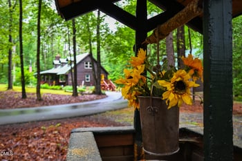 1153 Log Barn Rd, Pittsboro, NC 27312