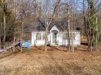 1153 Riverview Dr, Burlington, NC 27217